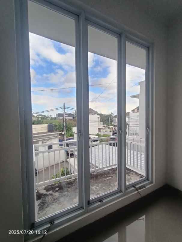 rumah minimalis one gate system dekat seseh dan canggu