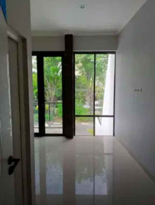 rumah minimalis siap huni di cipinang cash only