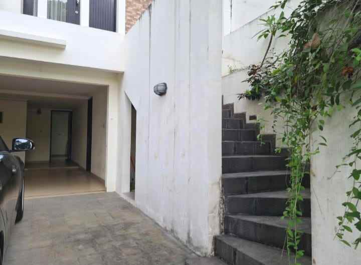 rumah modern full furnished di tebet utara