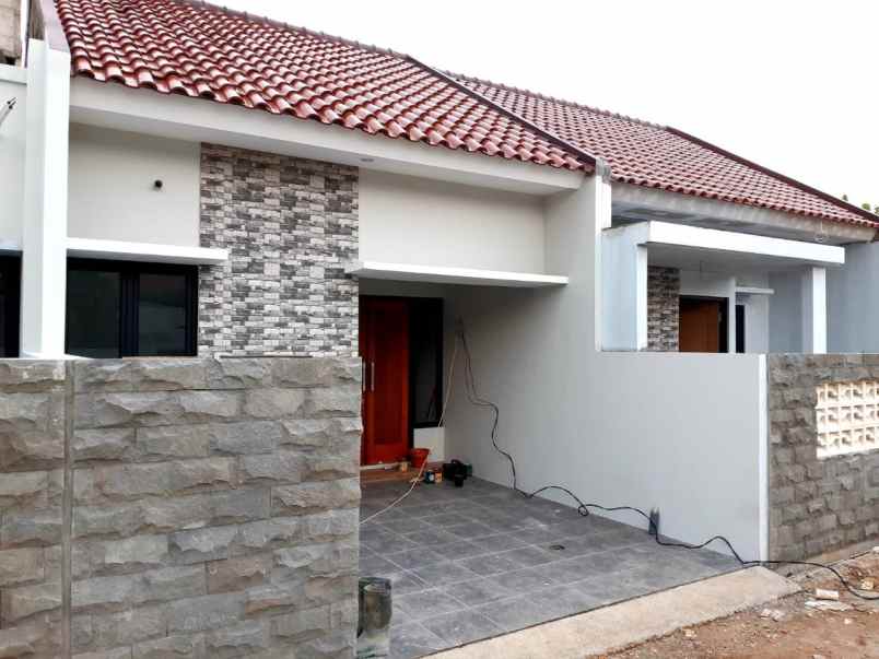 rumah murah 1 lantai di bambu apus jakarta timur