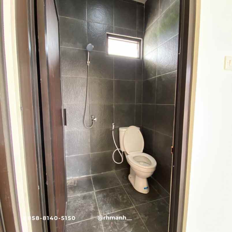 rumah murah modern tropis