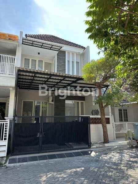 rumah pakuwon city 2 5 lantai lantai granit tile 60x60