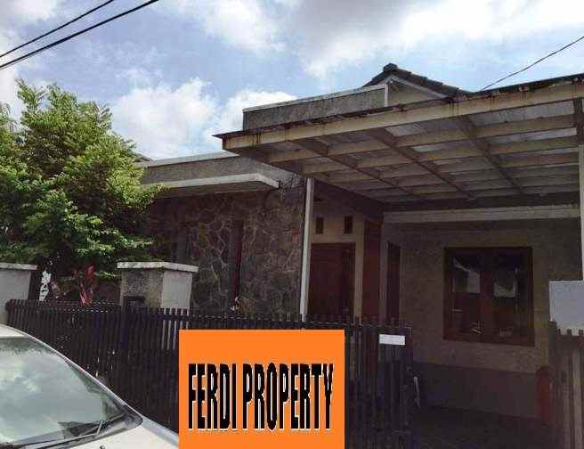 rumah perumahan bukit golf riverside