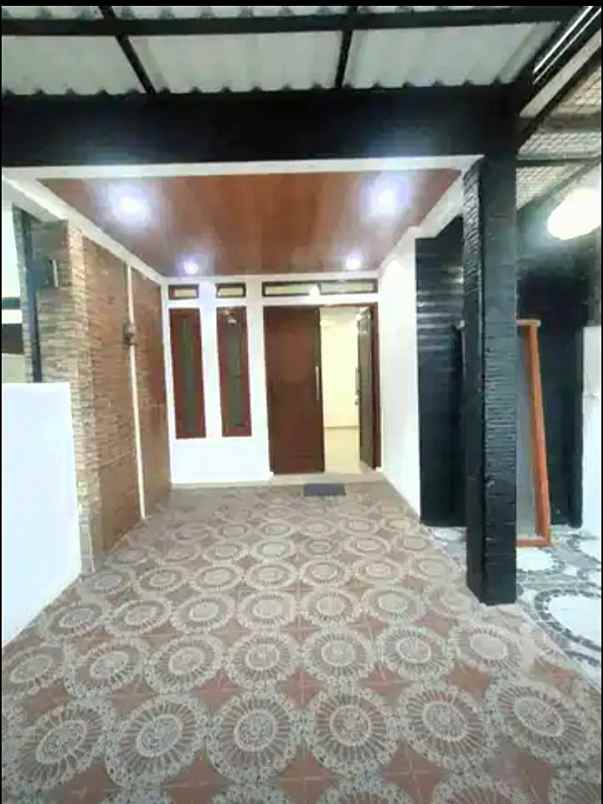 rumah ruko siap huni jagakarsa jakarta selatan