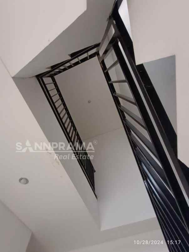 rumah scandinavia siap huni depok