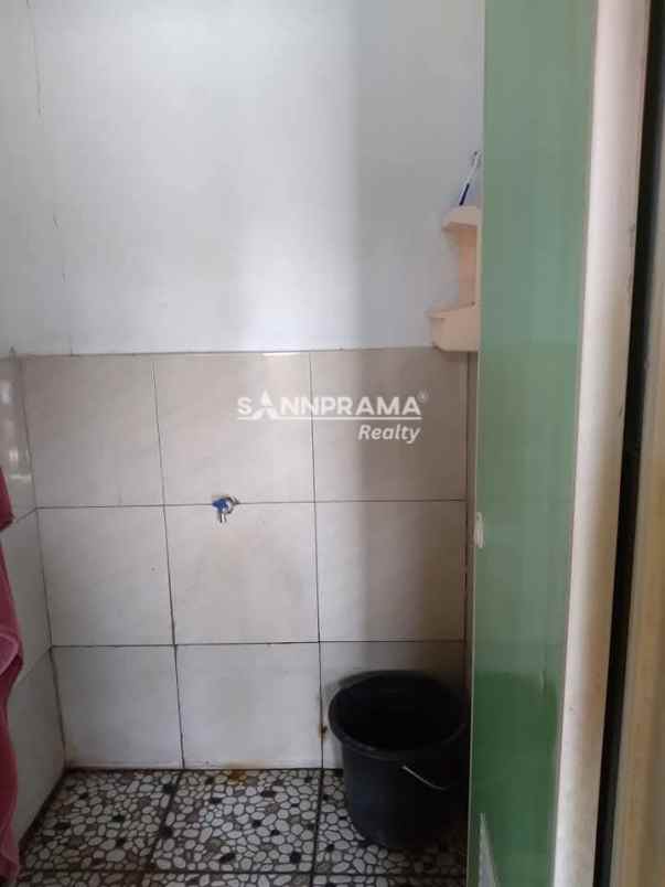 rumah second 2 lantai murah siap huni dicipayung depok