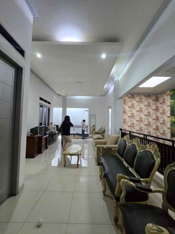 rumah secondary fully furnished dalam cluster