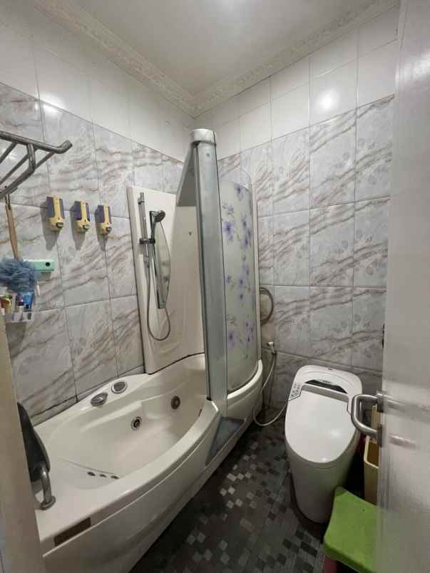 rumah secondary fully furnished dalam cluster