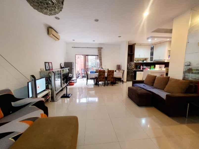 rumah shm cakung jakarta timur