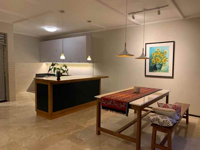 rumah shm matraman jakarta timur