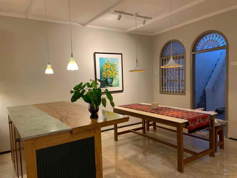 rumah shm matraman jakarta timur