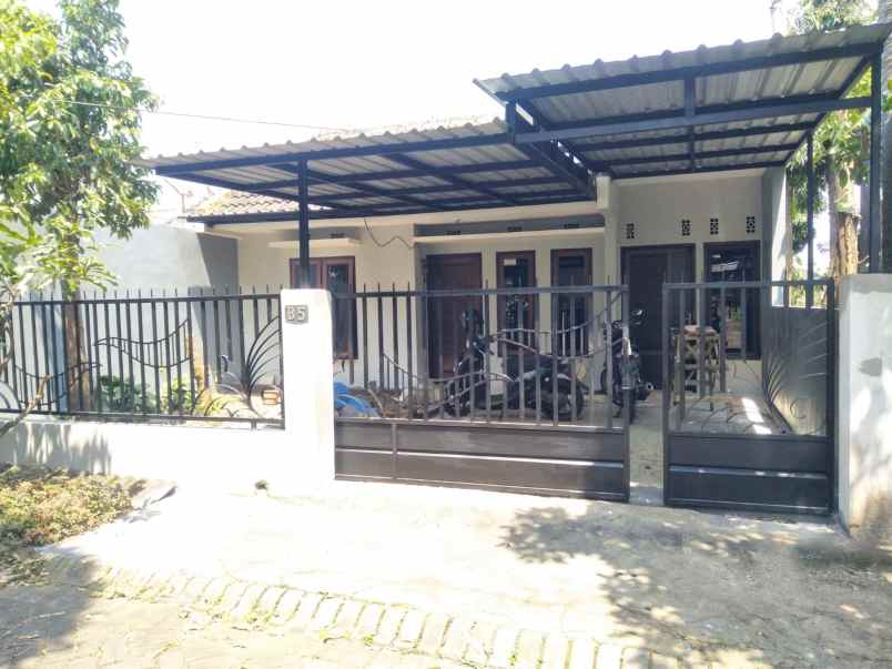 rumah siap huni baru renovasi di gpa malang