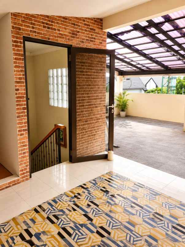 rumah siap huni di lubang buaya jakarta timur