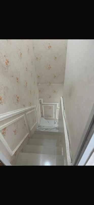rumah siap huni lt 96 lb 97 rp 1 1m pengasinan depok