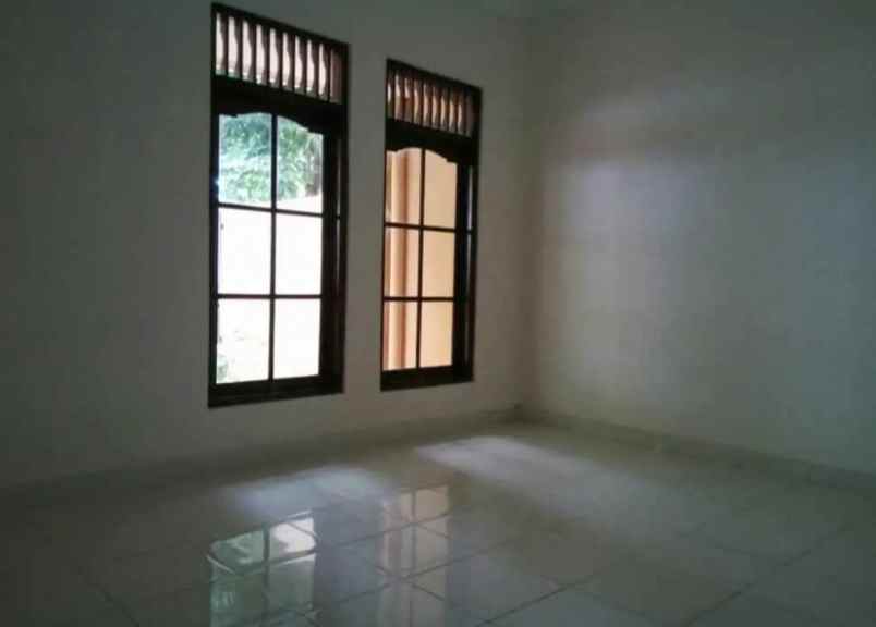 rumah sinar waluyo kedungmundu semarang