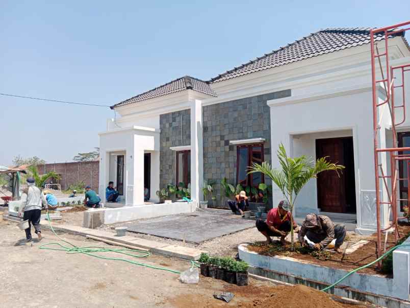 rumah strategis dekat lotte grosir adiwerna