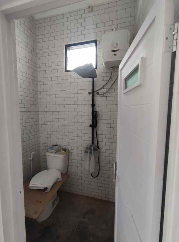 rumah strategis dekat lotte grosir adiwerna