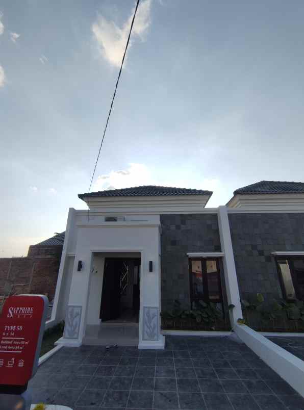 rumah strategis dekat lotte grosir adiwerna