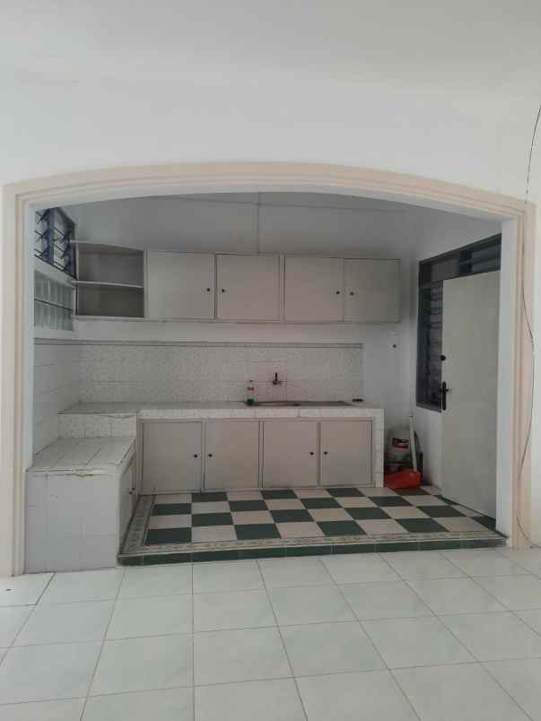 rumah sutorejo timur