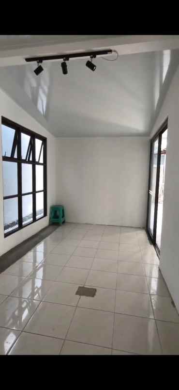 sewakan rumah komplek dikawasan elite cipete selatan