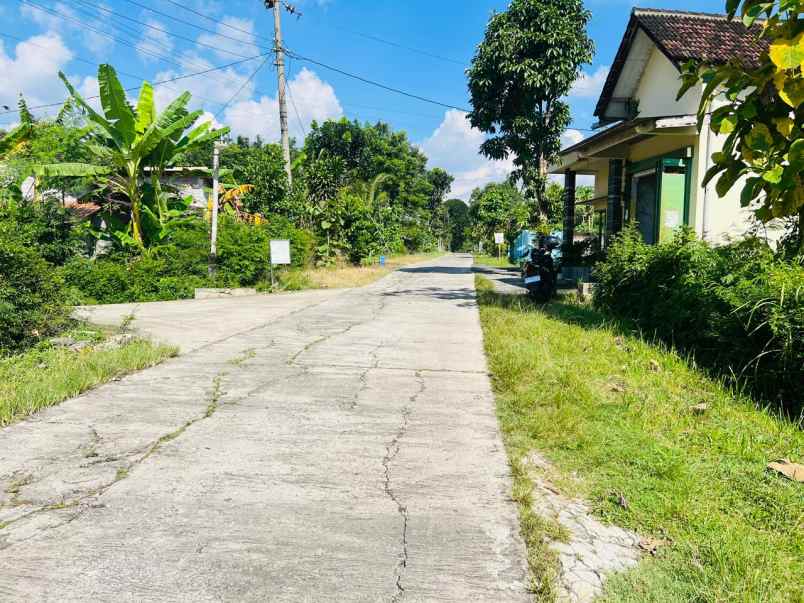 tanah 250jt siap buka usaha karanganyar