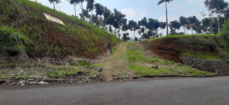 tanah jlan dago giri