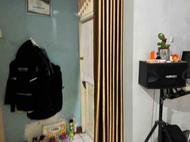 tanah jual di komplek dpr ri meruya selatan kembangan
