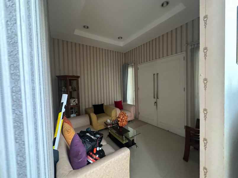 villa valensia wiyung hunian tenang nyaman