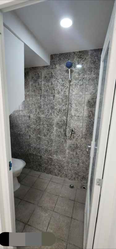 white orchid tanahbaru rumah mewah dekat jaksel