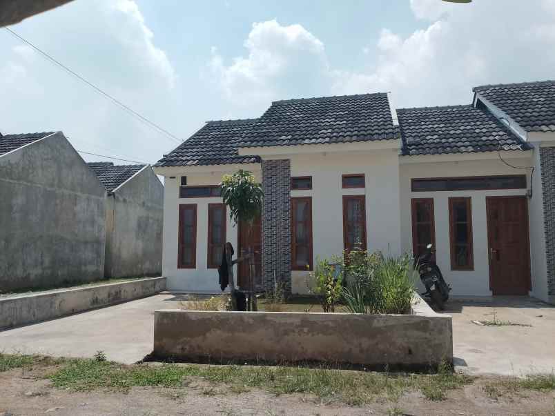 yang murah dan bagus ready stok siap huni tanpa dp