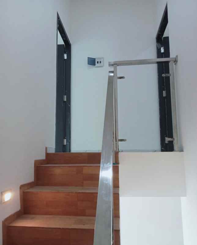 950 juta dapat rumah baru dalam komplek aman 24 jam