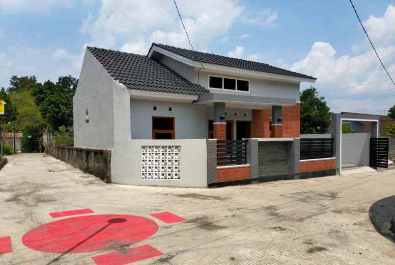 baru rumah luas sleman utara pamella 7 kalasan jogja