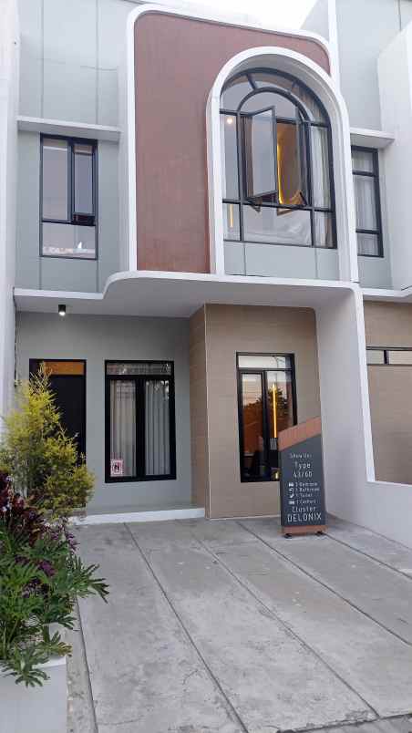 cluster delonyx g land ciwastra park