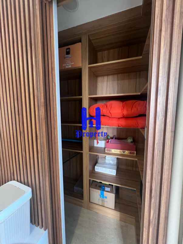 dijual apartemen apartemen podomoro city