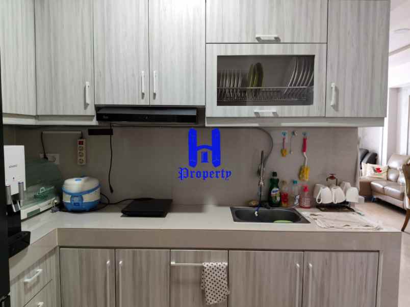 dijual apartemen apartemen podomoro city