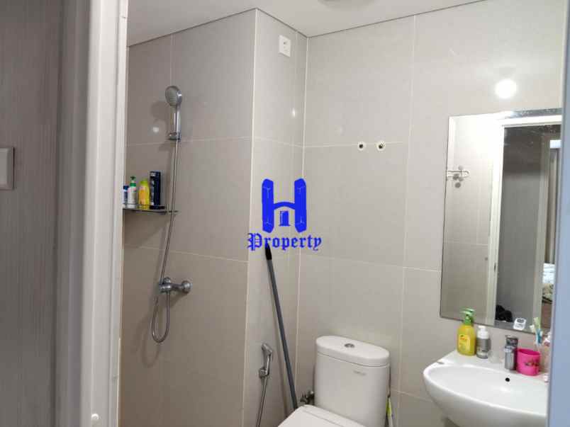 dijual apartemen apartemen podomoro city
