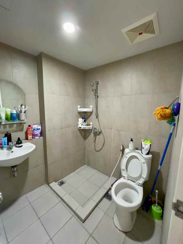 dijual apartemen cornell lantai 32