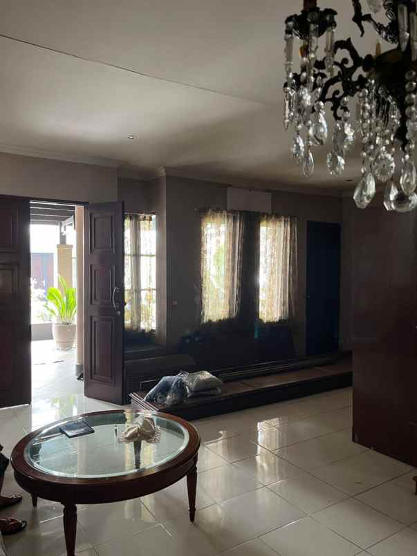 dijual cepat rumah karawaci tangerang