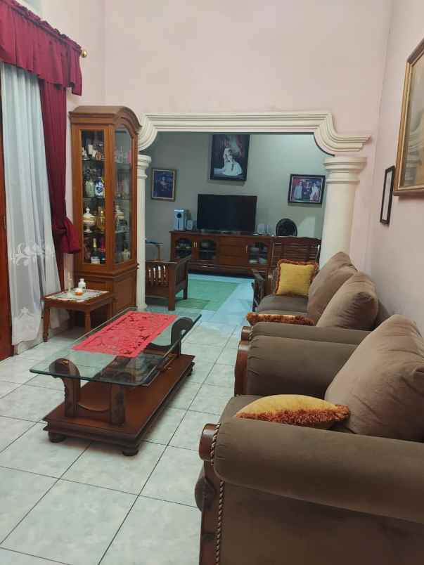 dijual cepat rumah secondary siap huni