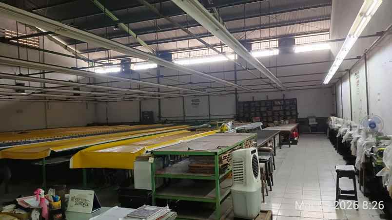 dijual exs pabrik bola di jln raya setu bekasi
