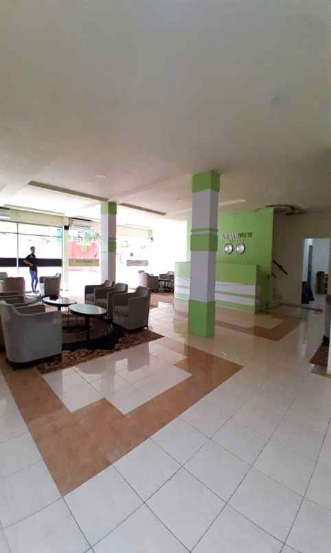 dijual hotel orchid center