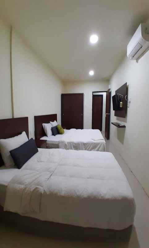 dijual hotel orchid center