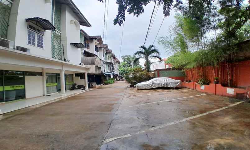 dijual hotel orchid center