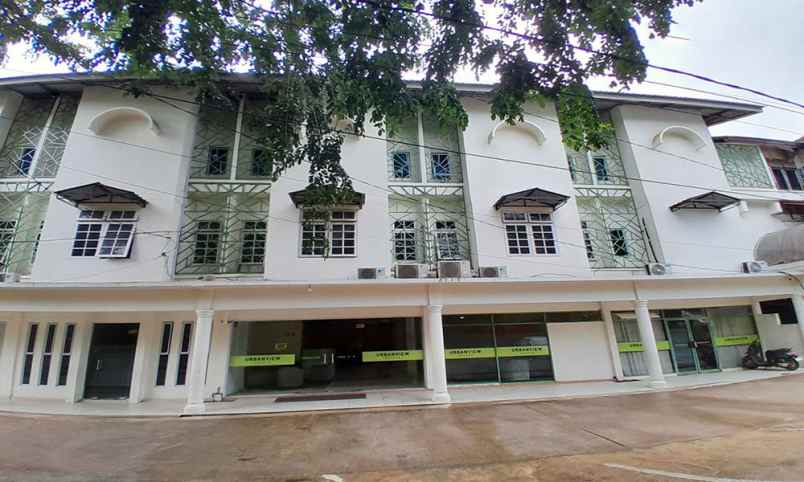 dijual hotel orchid center