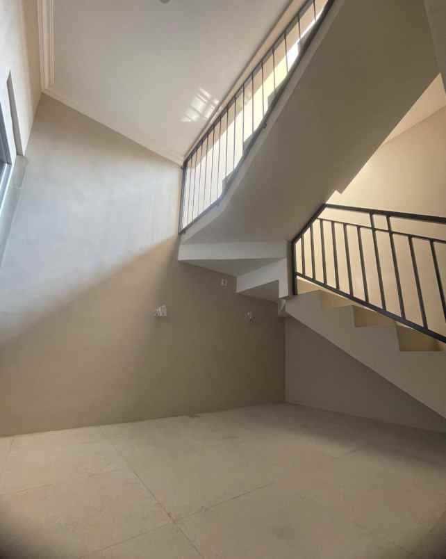 dijual kost dinoyo lowokwaru kota malang