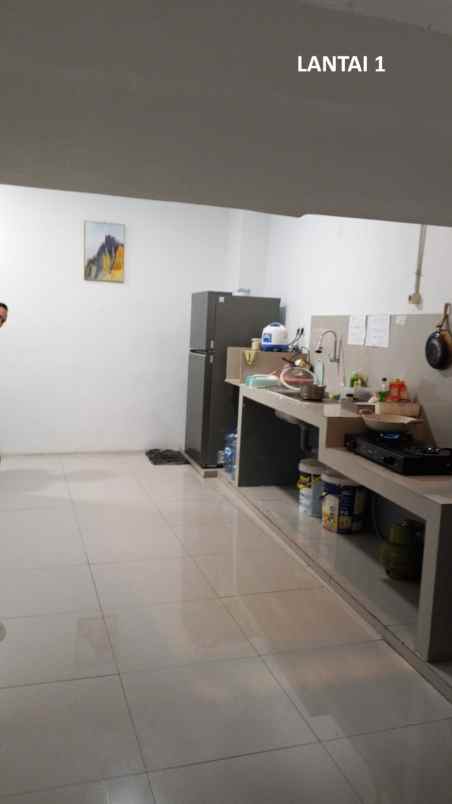 dijual kost jl bungur besar raya