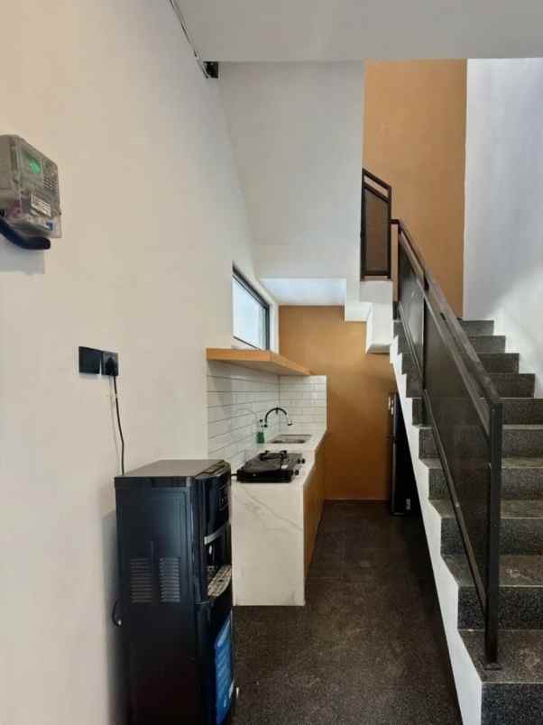 dijual kost pandanaran kaliurang km 12 5