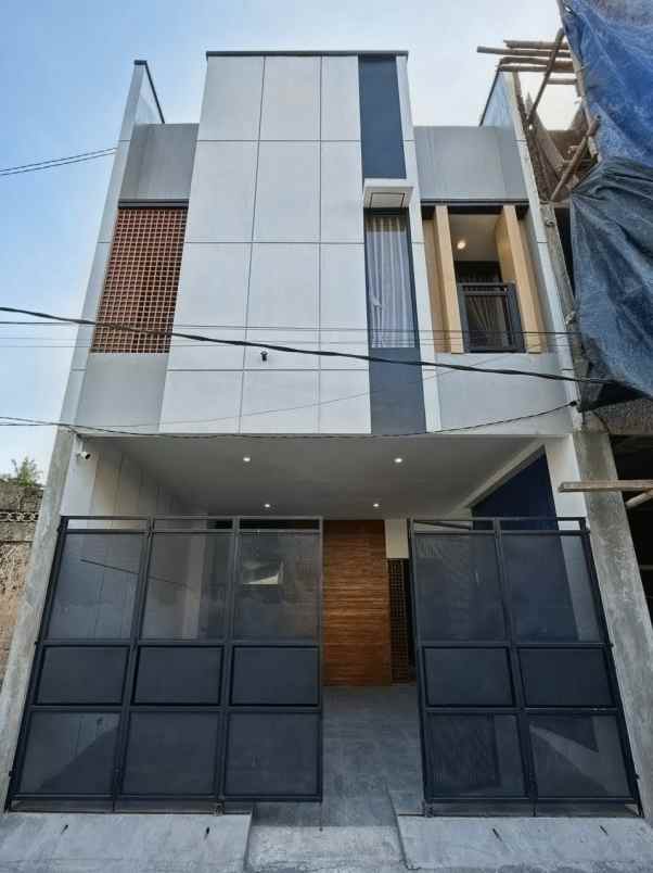 dijual kost pandanaran kaliurang km 12 5