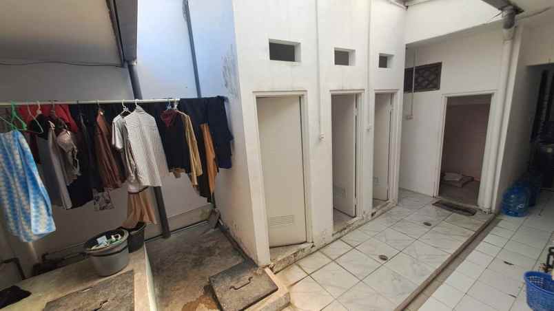 dijual kost putri di wismasari ngaliyan semarang