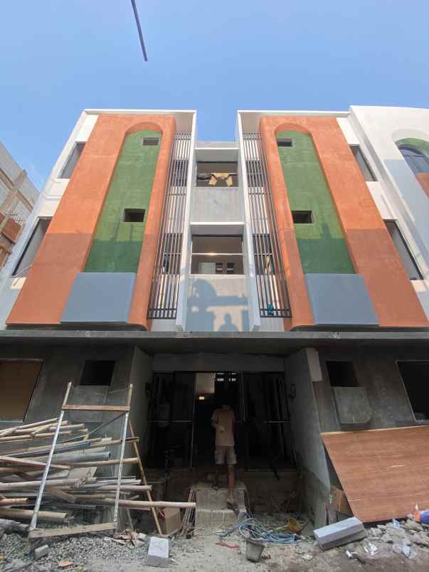 dijual kost ui kukusan beji